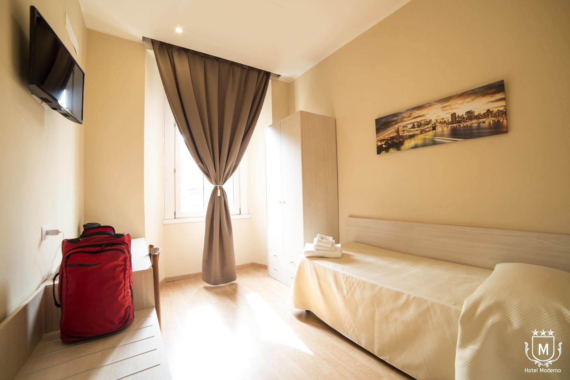 Hotel Moderno Лекко Екстер'єр фото