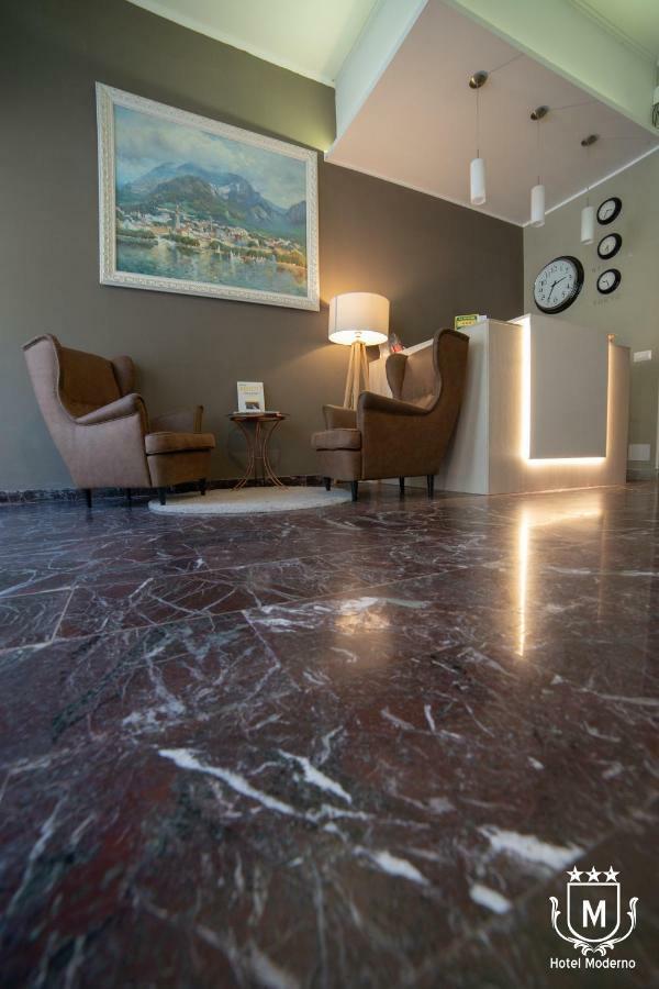 Hotel Moderno Лекко Екстер'єр фото